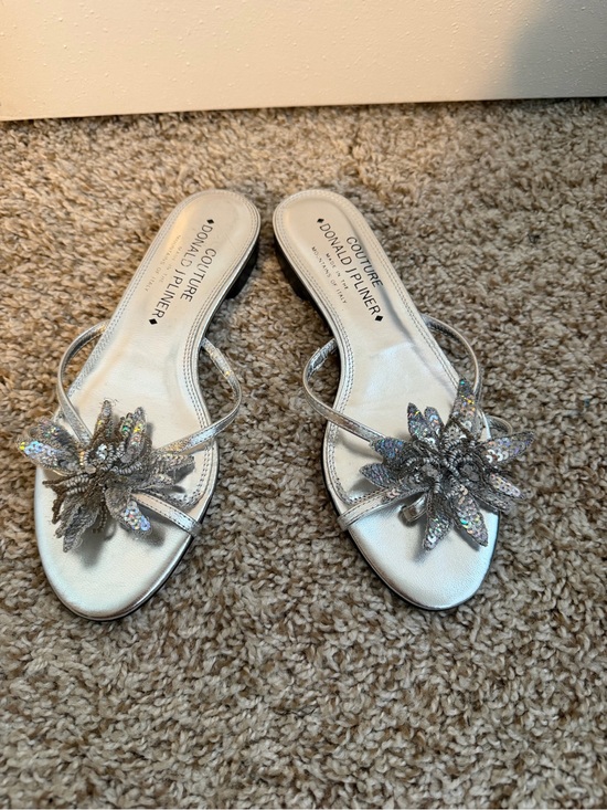 Donald J. Pliner Shoes - Donald J. Pliner COUTURE Silver Floral Embellished Flat Sandals